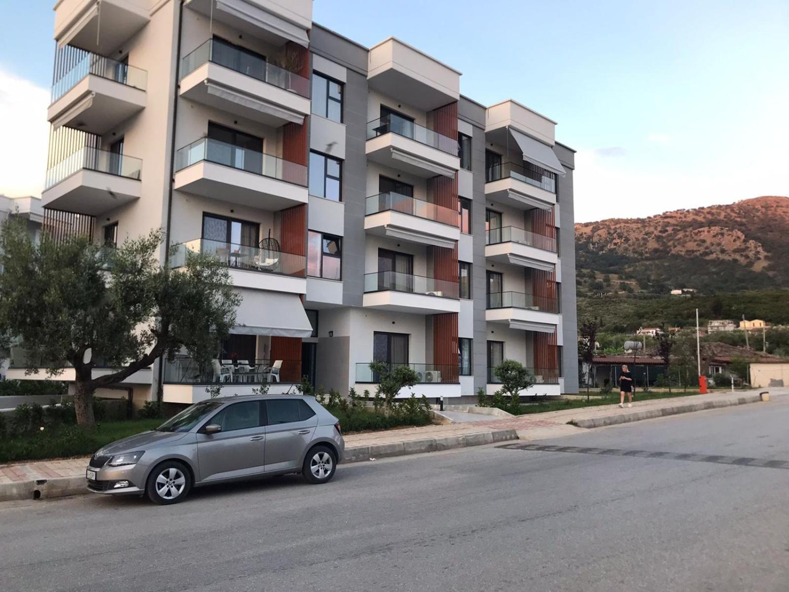 Bindi Apartment Himare Exterior photo